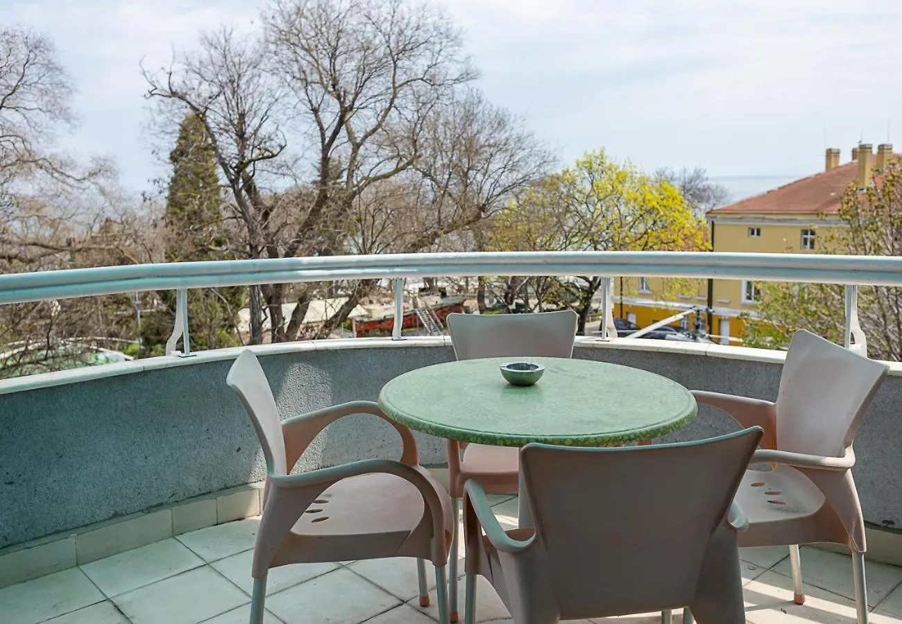 3Bd Maisonette With Sea Views - Next To Sea Garden By Flat Mаnаger ヴァルナ